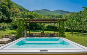Nice home in Vaiano with Sauna and 3 Bedrooms